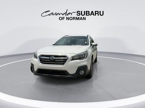 Used 2019 Subaru Outback 3.6R Touring AWD/4WD image 4