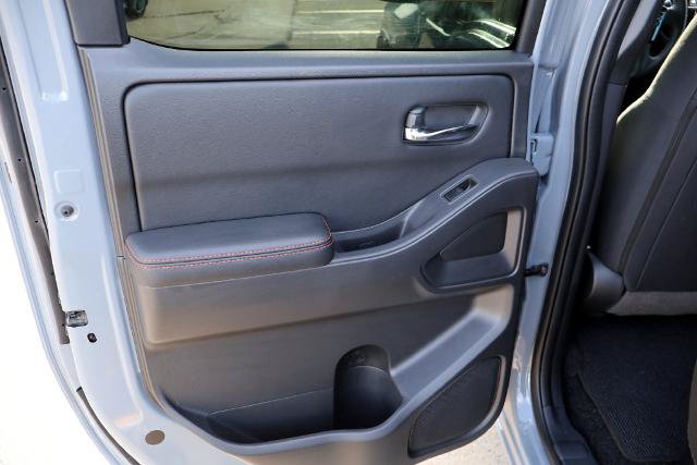 Certified 2025 Nissan Frontier Pro-X RWD image 12