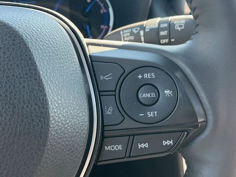 Certified 2023 Toyota RAV4 XLE Premium AWD/4WD image 18