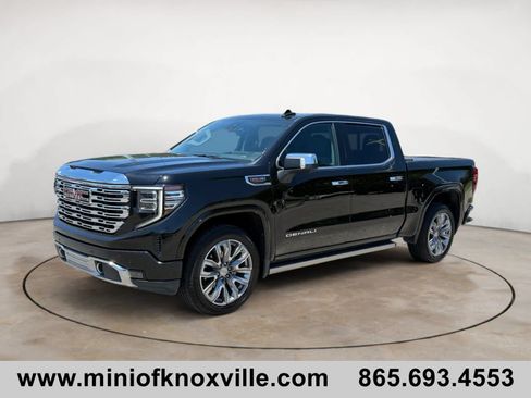 Used 2023 GMC Sierra 1500 Denali w/ Denali Reserve Package AWD/4WD image 7