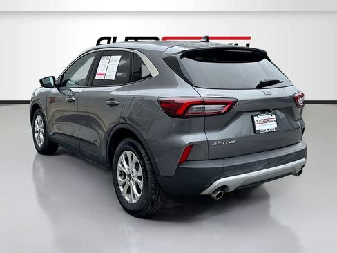 Used 2023 Ford Escape Active FWD image 5