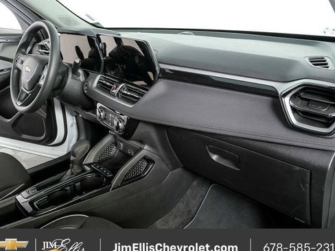 Certified 2025 Chevrolet TrailBlazer LT AWD/4WD image 21