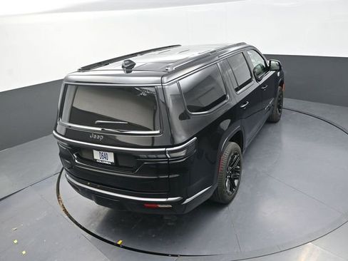 New 2026 Jeep Grand Wagoneer Limited AWD/4WD image 17