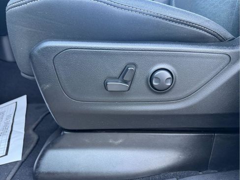 Used 2025 RAM 1500 Big Horn image 21