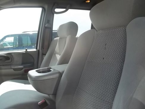 Used 2003 Ford F150 XLT AWD/4WD image 10