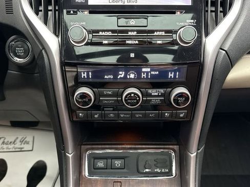 Used 2019 Subaru Ascent Touring w/ Popular Package #2A image 16