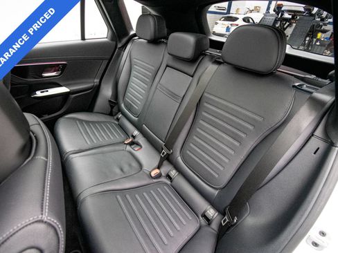 Used 2025 Mercedes-Benz GLC 43 AMG 4MATIC image 23