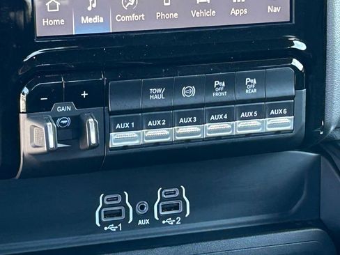 New 2026 RAM 3500 Big Horn image 28