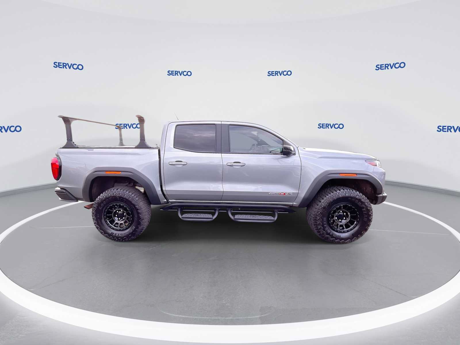 Used 2024 GMC Canyon AT4X w/ AT4X AEV Edition AWD/4WD image 9