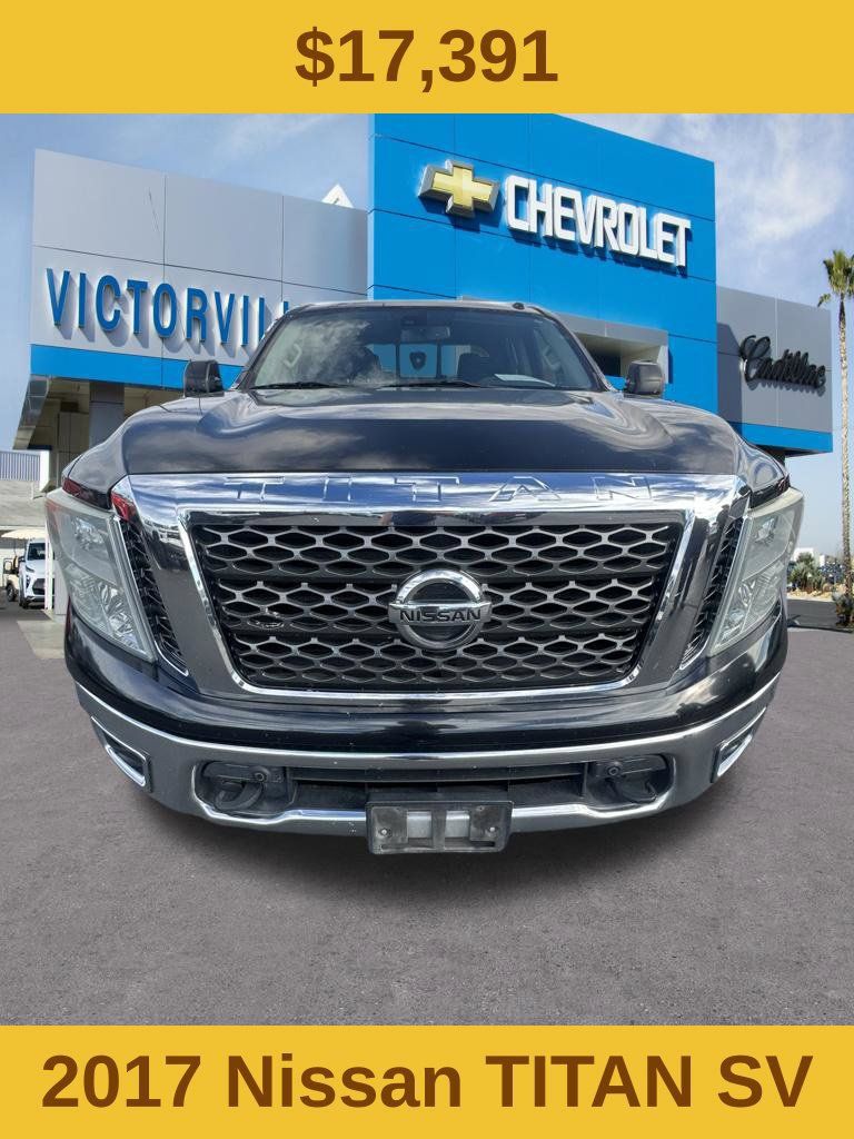 Used 2017 Nissan Titan SV RWD image 2