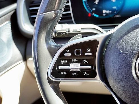 Used 2020 Mercedes-Benz GLE 350 GLE 350 4MATIC AWD 4dr SUV image 41