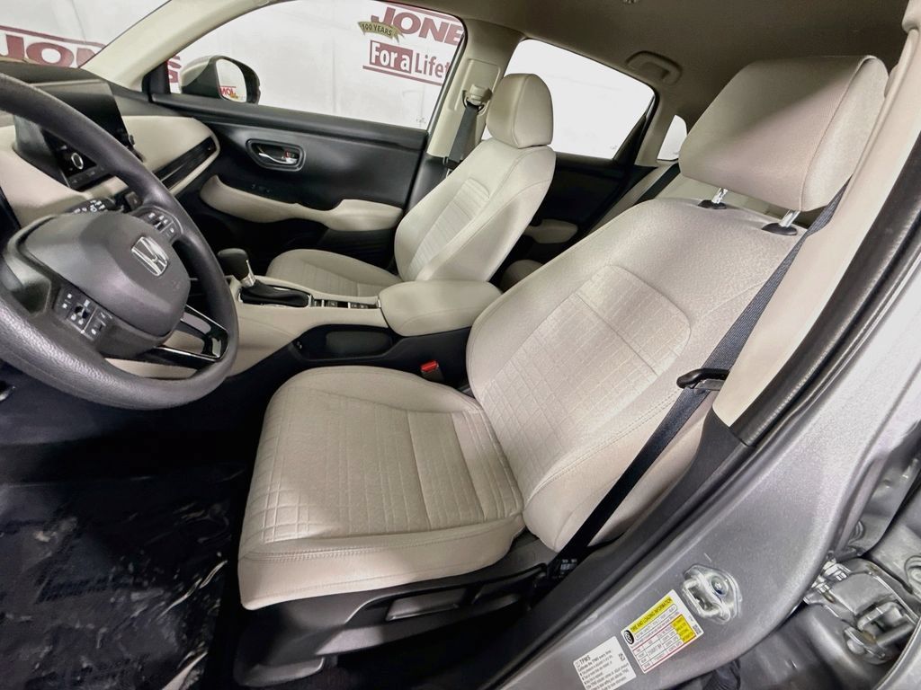 Used 2025 Honda HR-V LX image 24