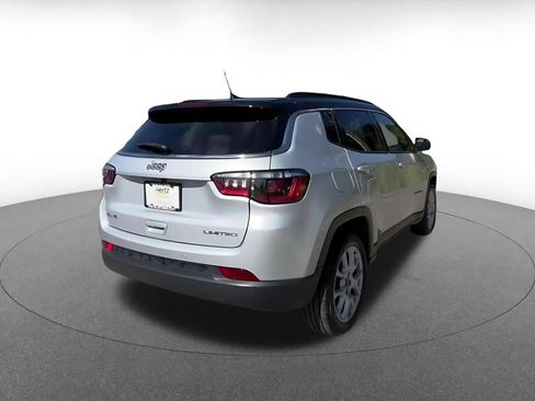 Used 2025 Jeep Compass Limited AWD/4WD image 14