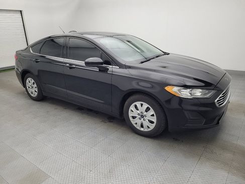 Used 2019 Ford Fusion S FWD image 11