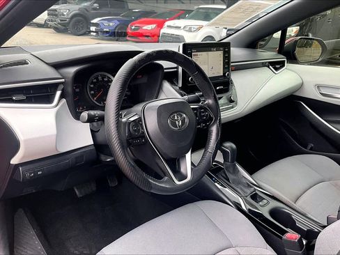 Used 2021 Toyota Corolla SE image 16
