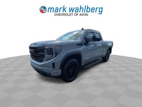 Used 2024 GMC Sierra 1500 Elevation image 4