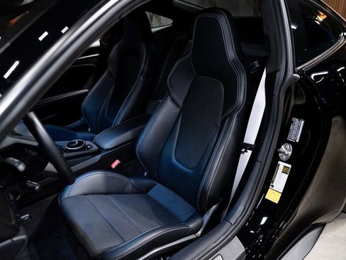 Used 2022 Porsche 911 GT3 RWD image 17
