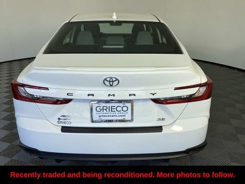 Used 2025 Toyota Camry SE w/ Convenience Package AWD/4WD image 7