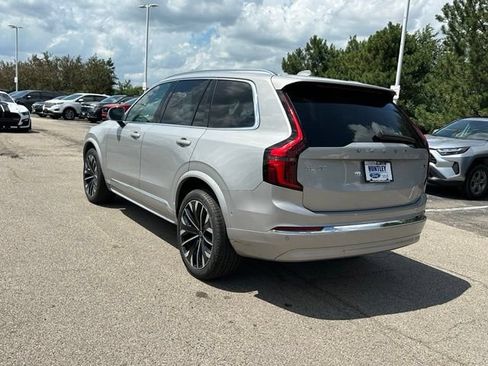 Used 2025 Volvo XC90 B6 Plus AWD/4WD image 5