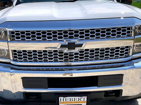 Used 2019 Chevrolet Silverado 2500 W/T w/ WT Convenience Package AWD/4WD image 28