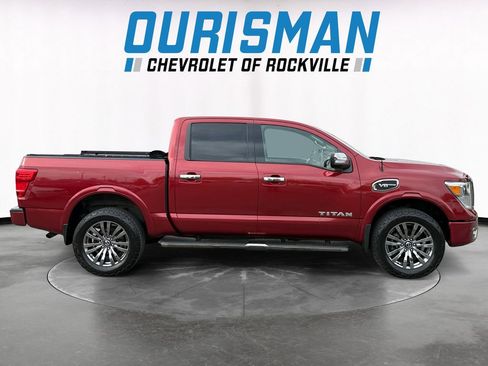 Used 2017 Nissan Titan Platinum Reserve AWD/4WD image 7