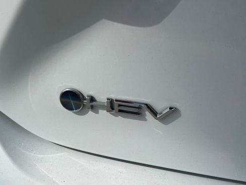 Used 2025 Toyota Camry LE FWD image 12
