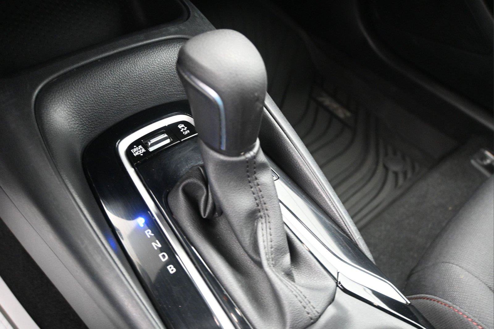 Used 2024 Toyota Corolla SE FWD image 9