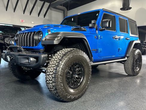 Used 2024 Jeep Wrangler Unlimited Sport image 7