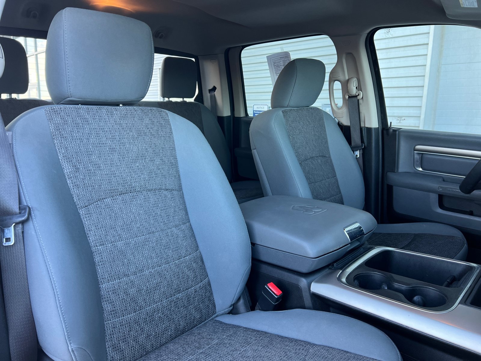 Used 2017 RAM 2500 SLT AWD/4WD image 19