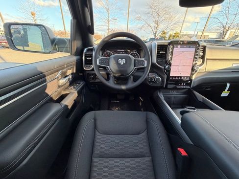 New 2026 RAM 1500 4x4 Crew Cab image 14
