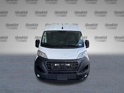 Used 2024 RAM ProMaster 2500 w/ Convenience Group FWD image 3