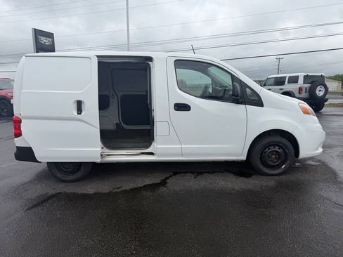 Used 2020 Nissan NV200 S FWD image 13