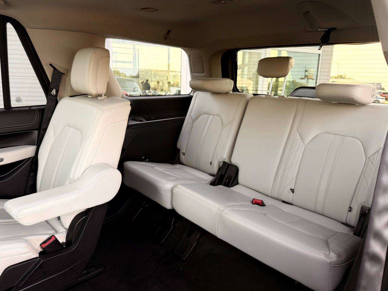 Used 2020 Ford Expedition Platinum RWD image 22