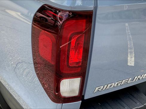 Used 2022 Honda Ridgeline Black Edition image 29