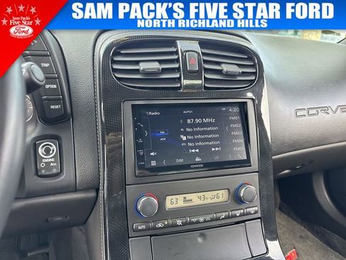 Used 2008 Chevrolet Corvette Coupe w/ Z51 Performance Package image 25