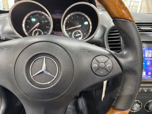 Used 2009 Mercedes-Benz SLK 300 image 18
