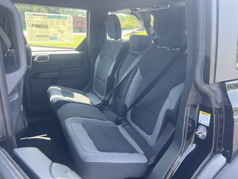 New 2025 Ford Bronco 4-Door AWD/4WD image 14