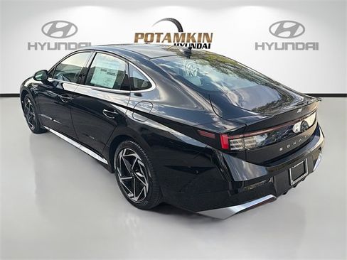 New 2026 Hyundai Sonata SEL image 7