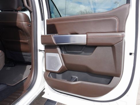 Certified 2025 Ford F250 King Ranch w/ Chrome Package image 25