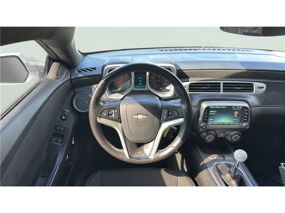 Used 2015 Chevrolet Camaro SS w/ RS Package RWD image 27