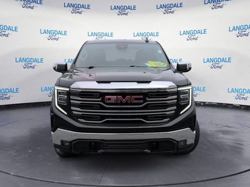 Used 2025 GMC Sierra 1500 SLT AWD/4WD image 12