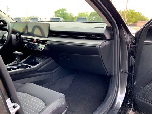 Used 2025 Kia K5 LXS image 19