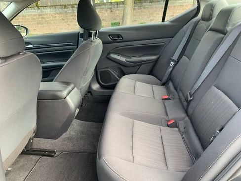 Used 2024 Nissan Altima 2.5 SV image 12