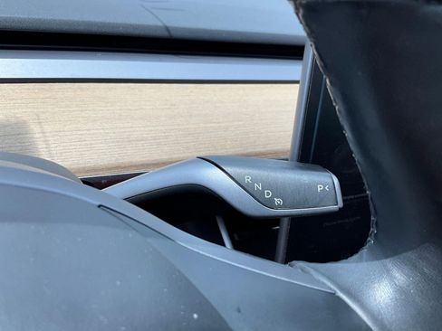 Used 2018 Tesla Model 3 Long Range RWD image 15