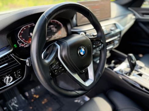 Used 2023 BMW 530i xDrive w/ Convenience Package AWD/4WD image 16