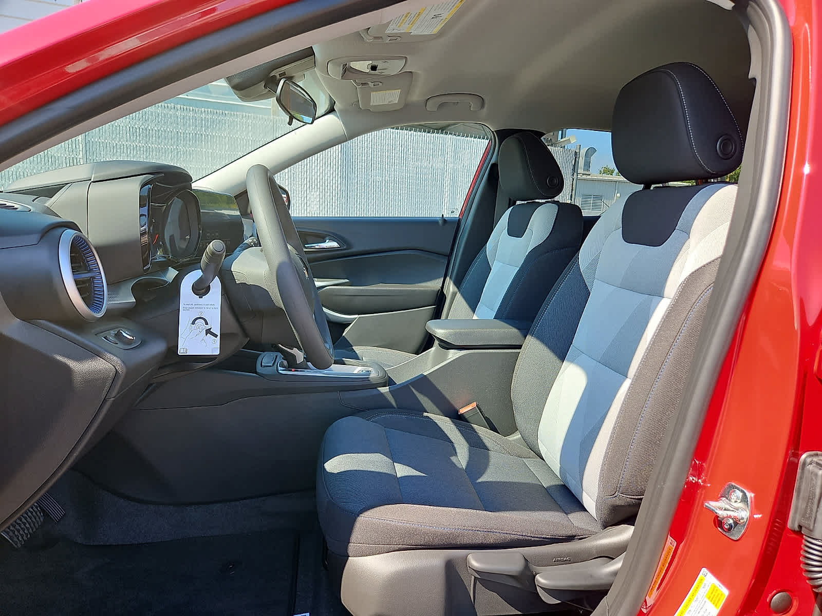 New 2026 Chevrolet Trax LS w/ LS Convenience Package FWD image 11