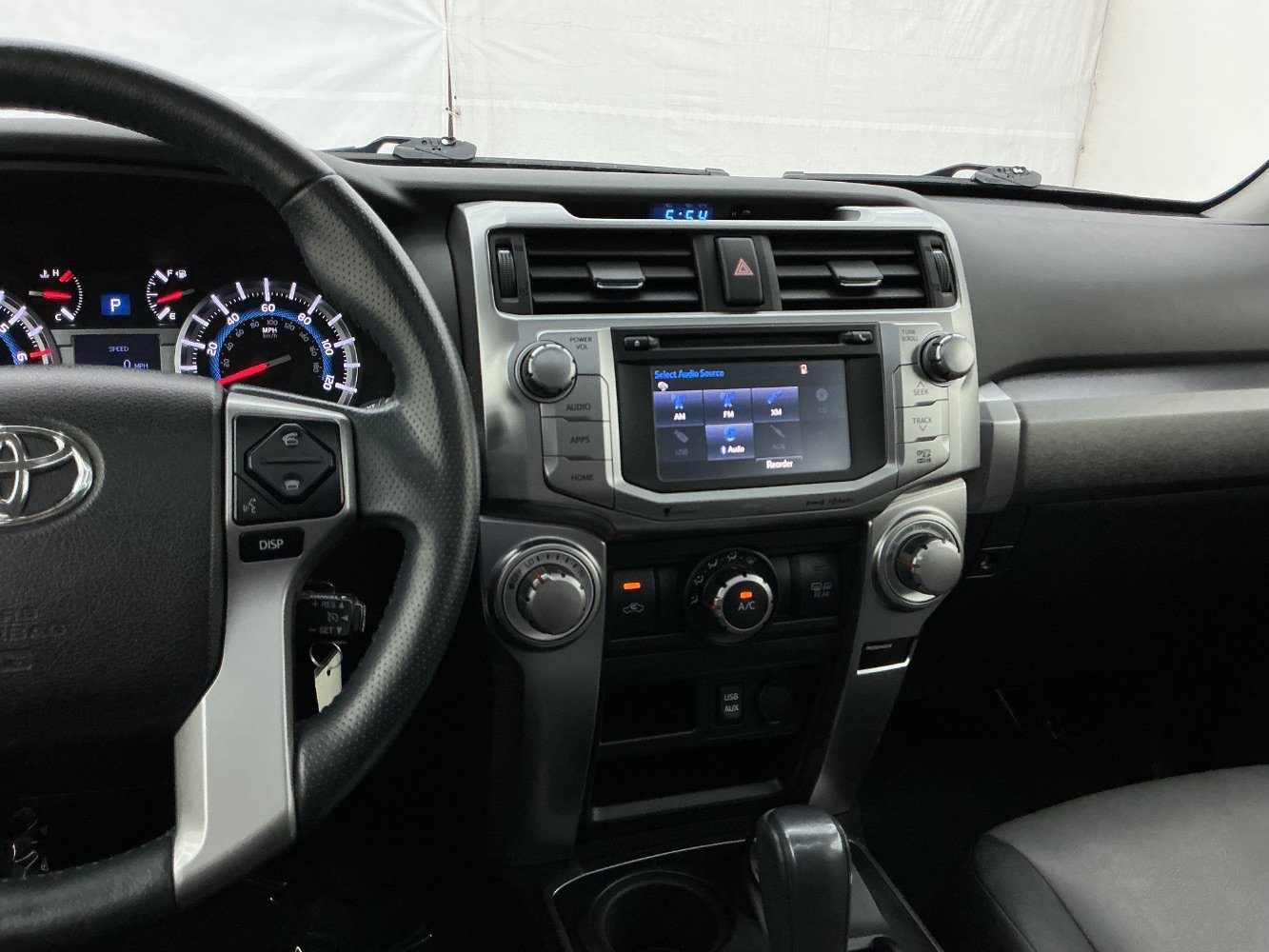 Used 2016 Toyota 4Runner SR5 Premium AWD/4WD image 34