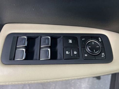 Used 2022 Lexus RX 450hL Luxury w/ Cold Area Package (CK) AWD/4WD image 24