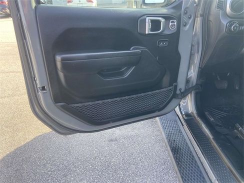 Used 2021 Jeep Wrangler Unlimited Sport image 16