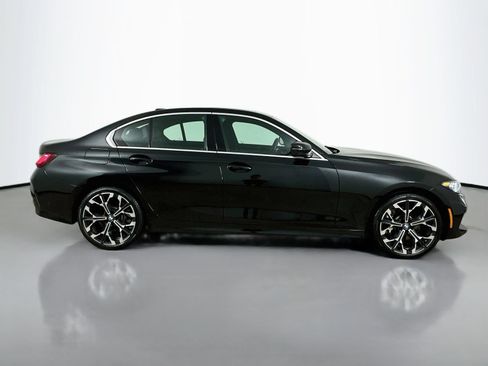 Used 2025 BMW 330i xDrive Sedan AWD/4WD image 4